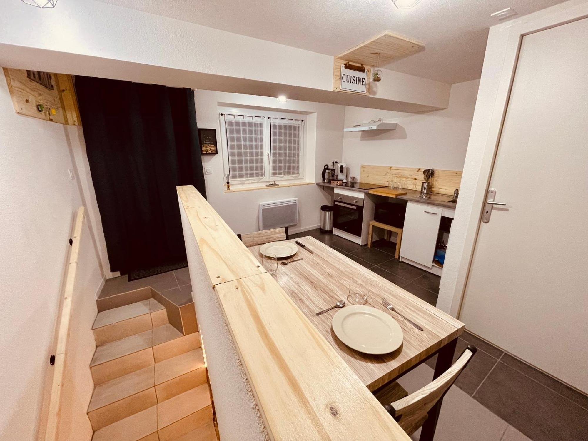 La Cave Aux Lumieres - Proche Centre-Ville - 2 Chambres - Wifi Renaison Εξωτερικό φωτογραφία